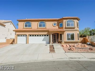 2 High Sierra Dr
