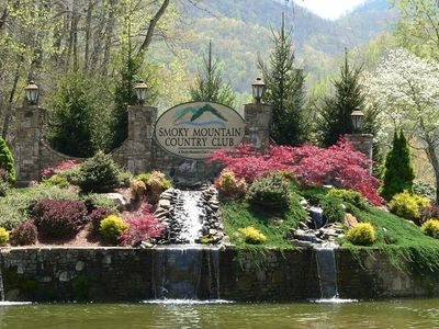 151 Country Club Dr #7