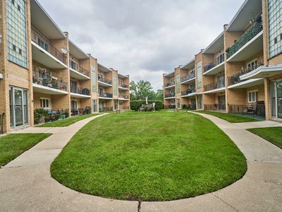 10316 S Pulaski Rd APT 203