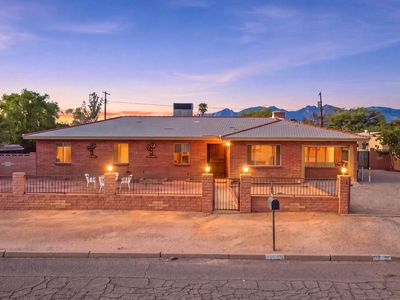 4055 E Camino De Palmas