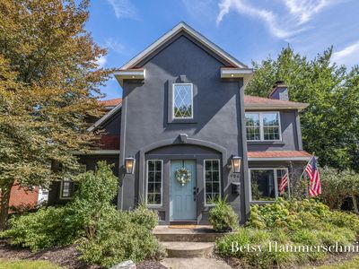 950 Bellclaire Ave SE
