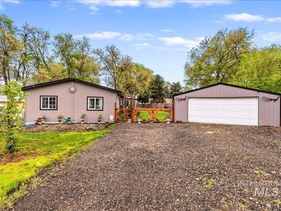 24914 Sunburst Dr
