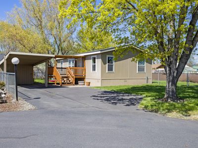 185 NW Harwood St SPACE 2