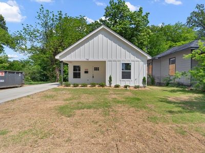 750 Barrett Pl