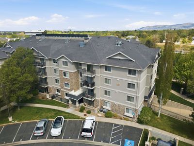 1205 E Privet Dr #102