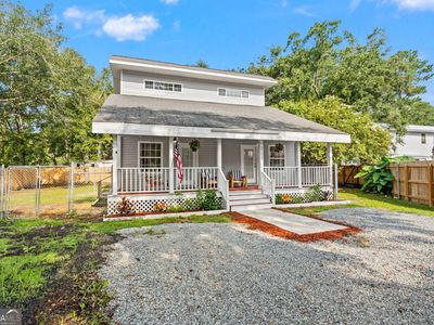 2575 Douglas Dr