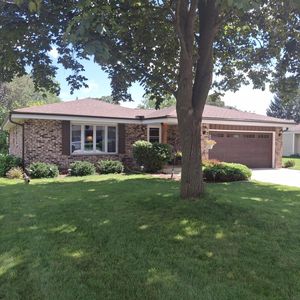 548 Oakwood DRIVE