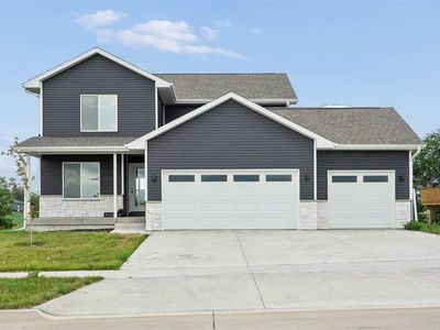 808 Crestview Dr