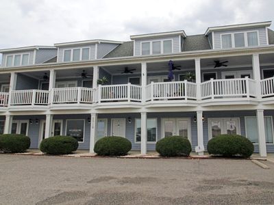 5016 E Oak Island Drive UNIT 8