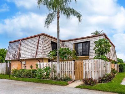 124 LAKE ARBOR Drive