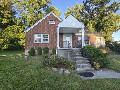 Property at 400 Gloucester Ave, Middlesboro, KY