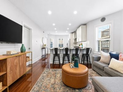 351 Centre St Unit 2