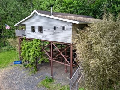 2952 River Rd