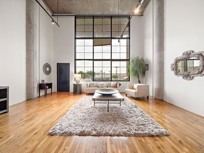 1914 W Gray St APT 104