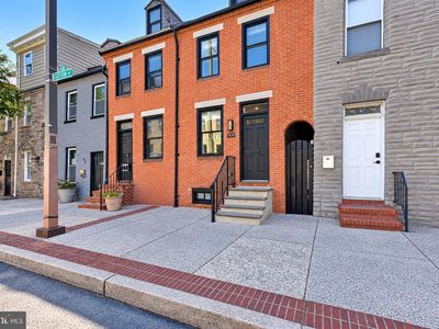 909 Eastern Ave