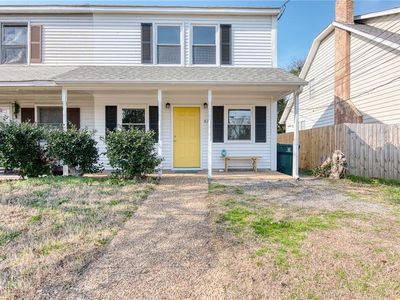 833 Hampton Ave
