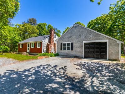 490 Forest Rd