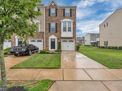 Property at 111 Village Green Ln, Sicklerville, NJ