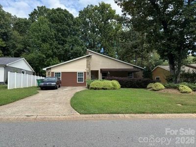 7626 Eastbourne Rd