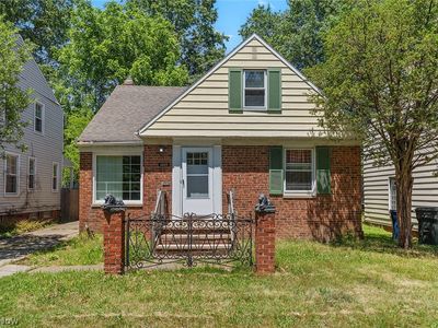 3809 Bainbridge Rd