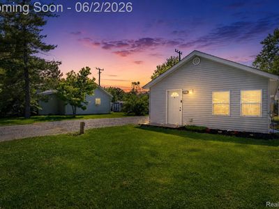 4333 East Ave