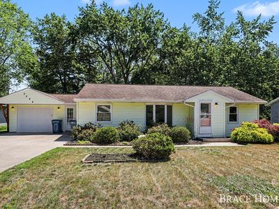 3284 N 146th Ave