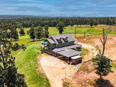 13687 County Road 4188 S