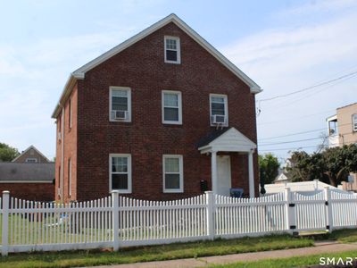 159 Roosevelt Street