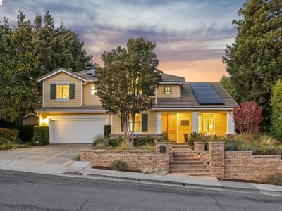 489 Gray Ct