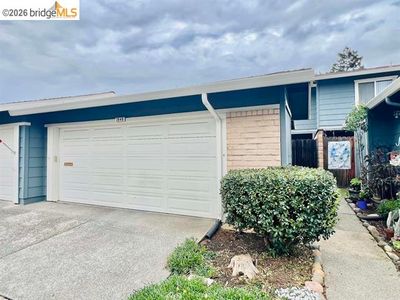Property at 2848 Sunburst Dr, Fairfield, CA