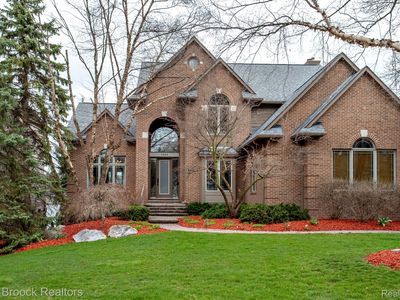 7080 Colony Dr