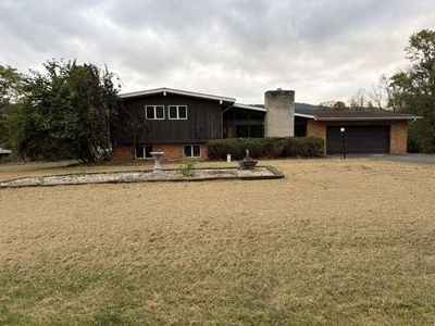 208 Witt Rd