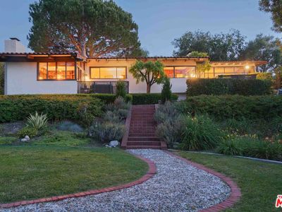 2437 Via Sonoma