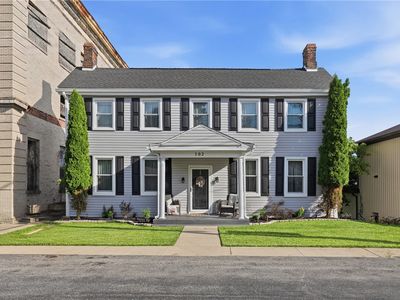 102 Main St
