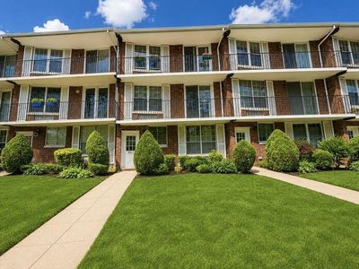 9981 Shore Rd #13B