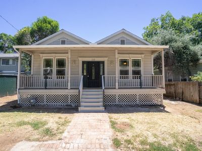 112 Clay St