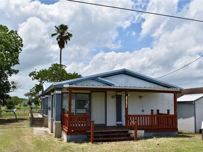 25051 Lakeshore Dr