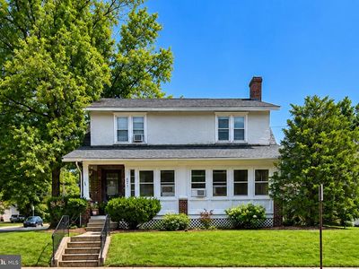281 N Main St