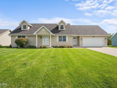 304 Michaelis Dr