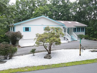 111 Cottonwood Dr