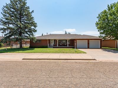 105 W Christopher Dr