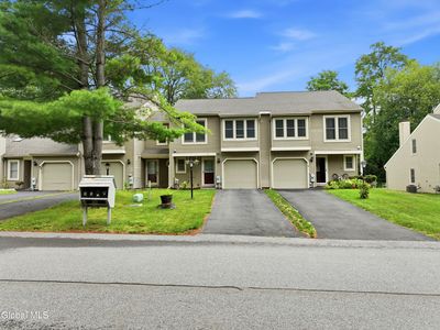 Property at 10 Flintlock Lane, Halfmoon, NY