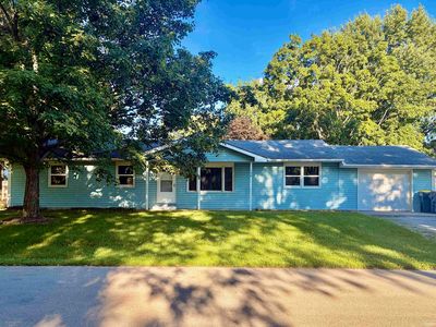 120 Maxine Dr