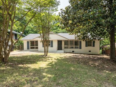 6 Estes Dr