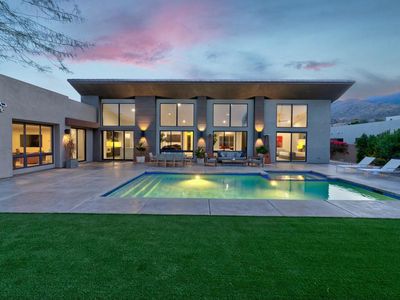 436 Neutra St