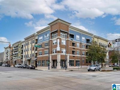 401 20th St APT 211