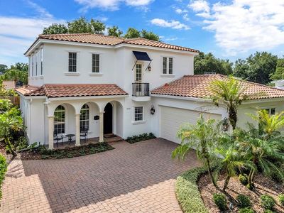 1230 SUNSET DRIVE
