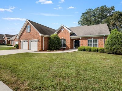 123 Magnolia Glen Cir