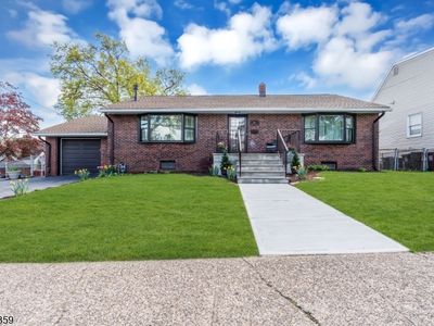 25 Columbia Ave