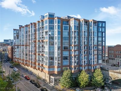 2222 Detroit Ave APT 805